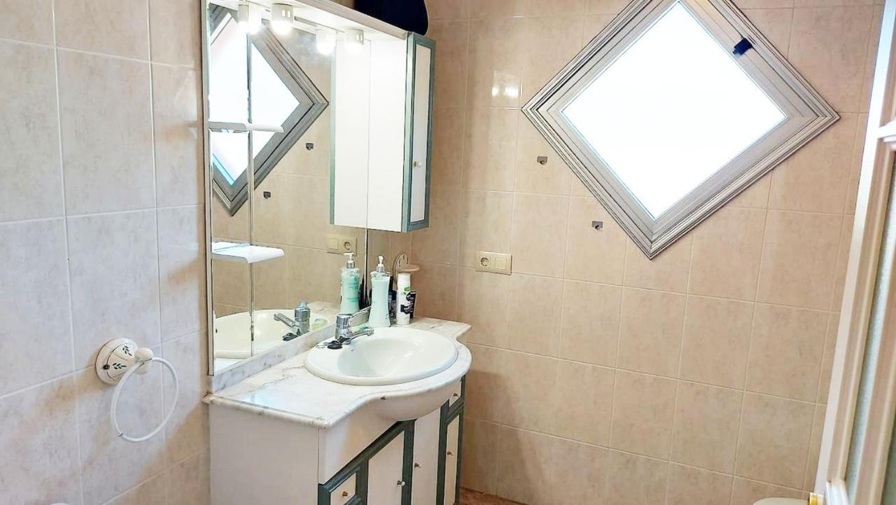 Modern And Centric Apartment With Air Conditioning - By Tenerifehints El Medano  Bagian luar foto